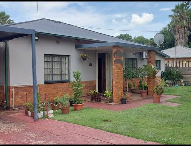 3 BEDROOM HOUSE FOR SALE IN CLAREMONT